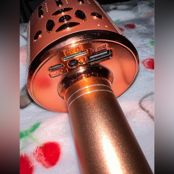 rose gold bluetooth/usb microphone - Picture 3 of 3